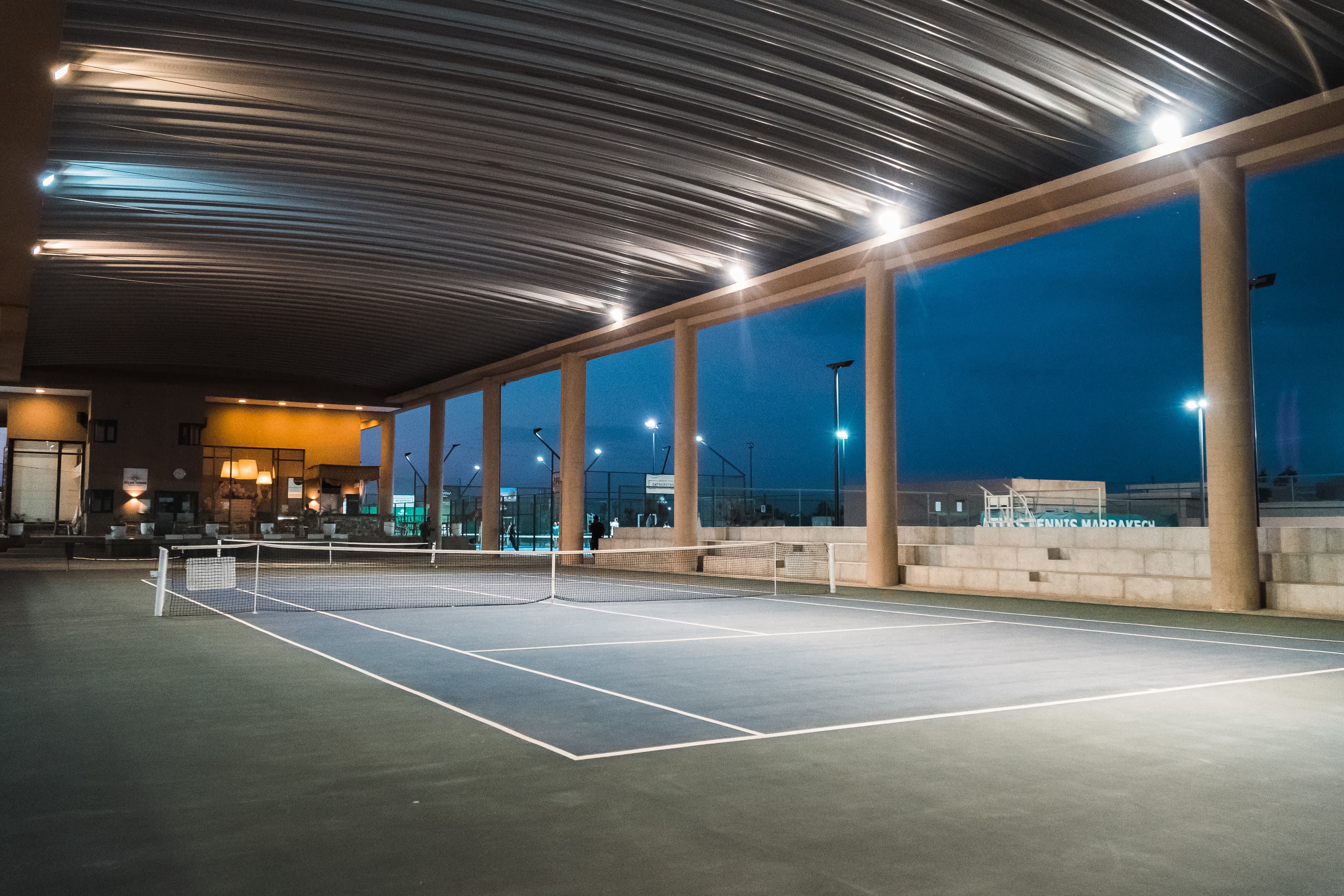 Vue du court de padel à Atlas Tennis Padel Marrakech